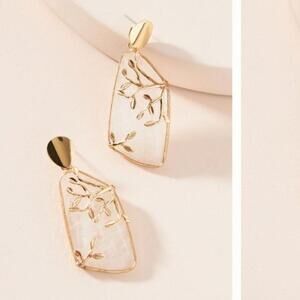 Anthropologie Nori Drop Earrings Clear Quartz